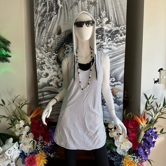 ROXY GRAY & WHITE STRIPED SLEEVELESS RACER BACK HOODIE SIZE XL - Picture 2 of 7